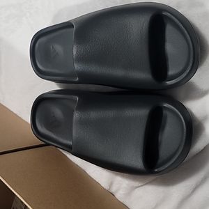 Yeezy Slide Size 11 #HQ6448 Onyx